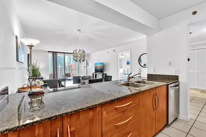 1200 Brickell Bay Dr #2119, Miami, FL 33131 - Photo 11