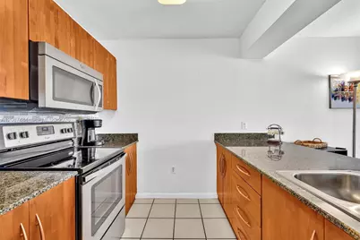 1200 Brickell Bay Dr #2119, Miami, FL 33131 - Photo 9
