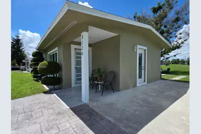 3126 SE Monte Vista St, Port Saint Lucie, FL 34952 - Photo 9