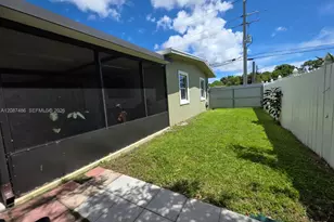 3126 SE Monte Vista St, Port Saint Lucie, FL 34952 - Photo 13