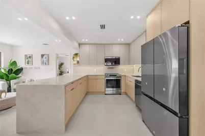 1980 SW 32nd Ave, Miami, FL 33145 - Photo 11