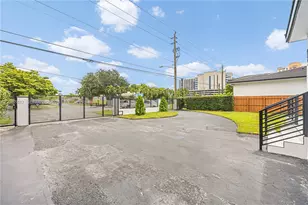 1980 SW 32nd Ave, Miami, FL 33145 - Photo 5