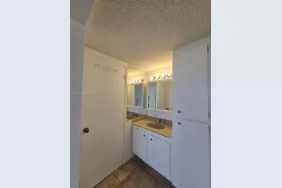 16919 N Bay Rd #804, Sunny Isles Beach, FL 33160 - Photo 29