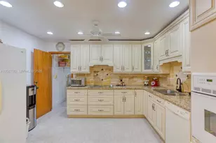 221 NE 1st Terrace, Dania Beach, FL 33004 - Photo 5