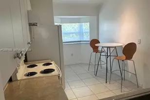 1271 SE 28th Ct, Homestead, FL 33035 - Photo 5