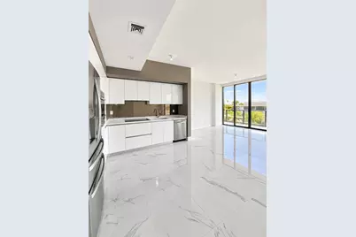 1170 E Hallandale Beach Blvd #306, Hallandale Beach, FL 33009 - Photo 1