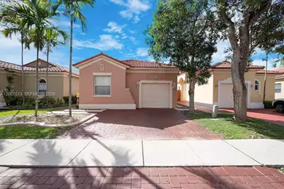 2327 NE 37th Ter, Homestead, FL 33033 - Photo 3