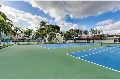8613 SW 79th Pl, Miami, FL 33143 - Photo 45