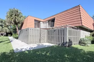 11006 N Harmony Lake Cir, Davie, FL 33324 - Photo 1