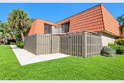 11006 N Harmony Lake Cir, Davie, FL 33324 - Photo 1
