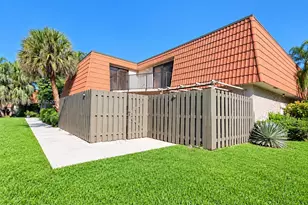 11006 N Harmony Lake Cir, Davie, FL 33324 - Photo 1