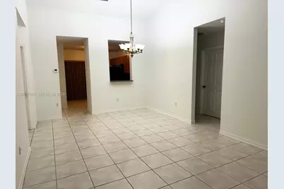 6676 SW 115th Ct #410, Miami, FL 33173 - Photo 7