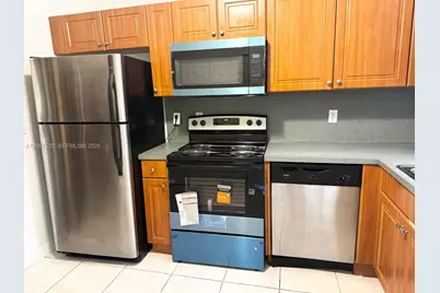 6676 SW 115th Ct #410, Miami, FL 33173 - Photo 9