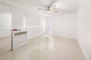 19885 NE 22nd Ave, Miami, FL 33180 - Photo 39