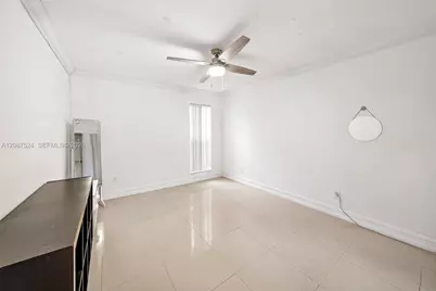 19885 NE 22nd Ave, Miami, FL 33180 - Photo 37