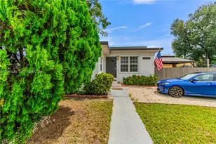 11831 NW 5th Ave, Miami, FL 33168 - Photo 3