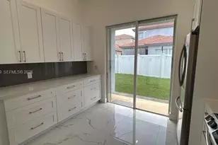 3961 NE 11th Dr, Homestead, FL 33033 - Photo 7