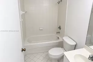 1250 SE 28th Ct, Homestead, FL 33035 - Photo 13