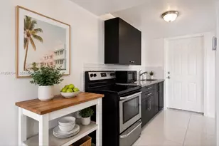 268 NW 34th St, Miami, FL 33127 - Photo 19