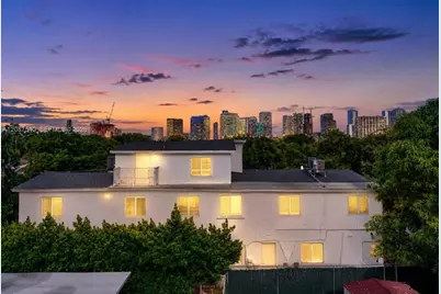 268 NW 34th St, Miami, FL 33127 - Photo 7