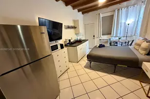 975 SW 10th St, Miami, FL 33130 - Photo 5
