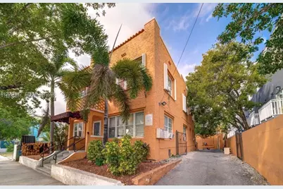 1429 SW 3rd St #4, Miami, FL 33135 - Photo 1