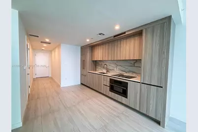 77 SE 5th St #4003, Miami, FL 33131 - Photo 5