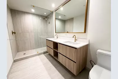 77 SE 5th St #4003, Miami, FL 33131 - Photo 15