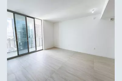 77 SE 5th St #4003, Miami, FL 33131 - Photo 9