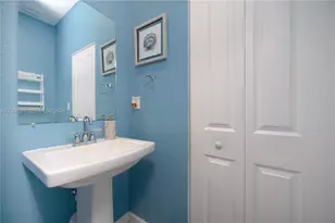 20828 NW 9th Path, Miami Gardens, FL 33169 - Photo 25