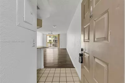 8255 Lake Dr #304, Doral, FL 33166 - Photo 7