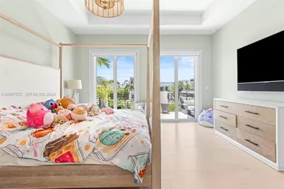 924 Evergreen Dr #-, Delray Beach, FL 33483 - Photo 45