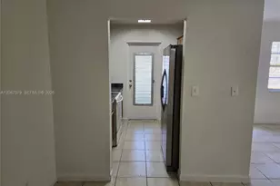 8704 NW 35th St, Coral Springs, FL 33065 - Photo 7