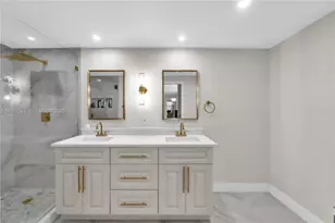 11882 SW 12th Pl, Davie, FL 33325 - Photo 21