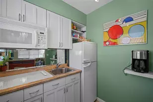 1525 Meridian Ave, Miami Beach, FL 33139 - Photo 9