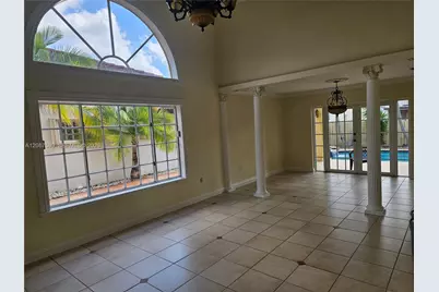 19403 NW 82nd Pl #19403, Hialeah, FL 33015 - Photo 5
