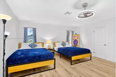 3211 Calle Largo Dr, Hollywood, FL 33021 - Photo 13