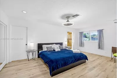 3211 Calle Largo Dr, Hollywood, FL 33021 - Photo 21