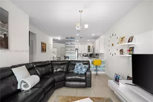 6005 NW 104th Path, Doral, FL 33178 - Photo 11