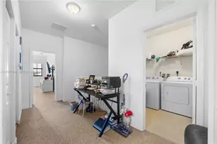 6005 NW 104th Path, Doral, FL 33178 - Photo 25