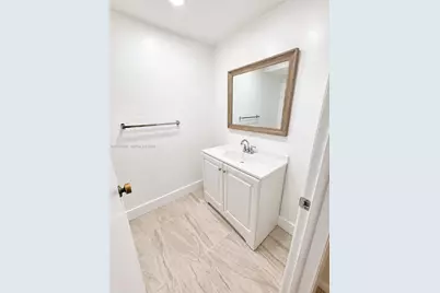 301 Racquet Club Rd #310, Weston, FL 33326 - Photo 7