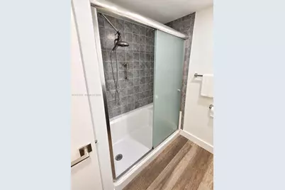301 Racquet Club Rd #310, Weston, FL 33326 - Photo 17