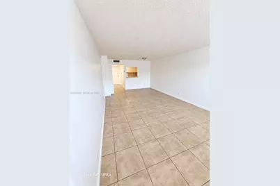 301 Racquet Club Rd #310, Weston, FL 33326 - Photo 9