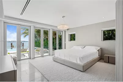 9301 N Bayshore Dr, Miami Shores, FL 33138 - Photo 9