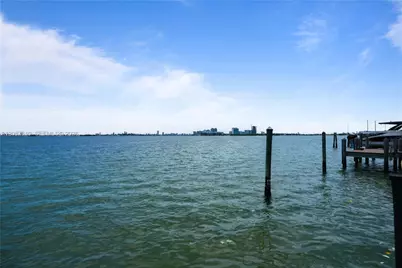 9301 N Bayshore Dr, Miami Shores, FL 33138 - Photo 37