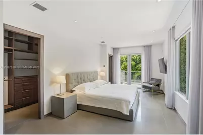 9301 N Bayshore Dr, Miami Shores, FL 33138 - Photo 69