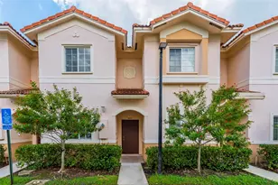 8870 N Isles Cir, Tamarac, FL 33321 - Photo 1