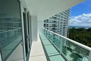 100 Bayview Dr, Sunny Isles Beach, FL 33160 - Photo 7