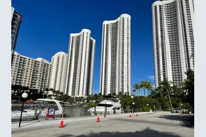 100 Bayview Dr #1123, Sunny Isles Beach, FL 33160 - Photo 19