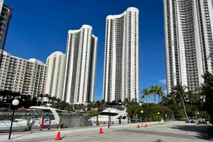 100 Bayview Dr, Sunny Isles Beach, FL 33160 - Photo 19